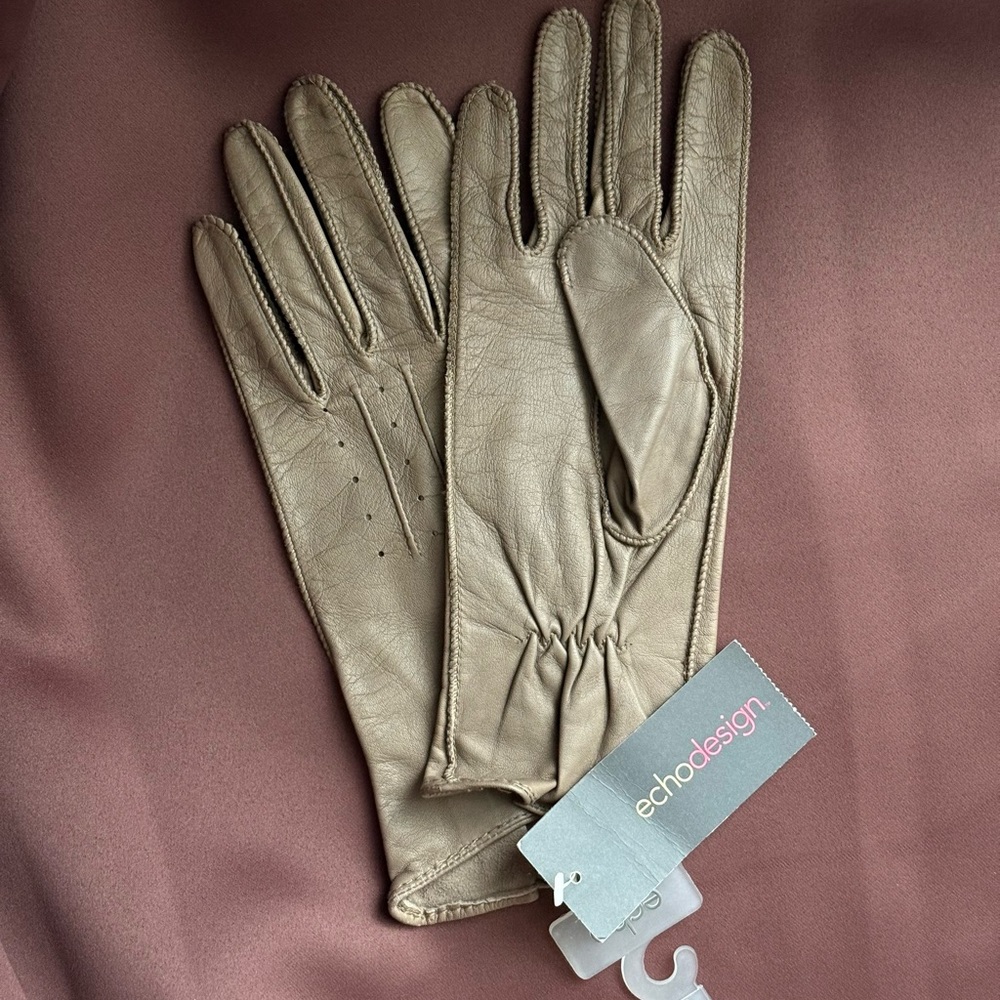 Echo Design Women's Beige Leather Gloves
